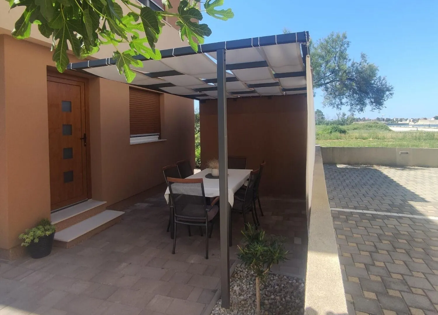 Apartments Oasis Nin